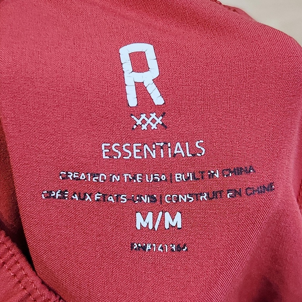 Rhone Essentials Shorts Mens Medium 7" Red Stretch Pockets Running Gym Athletic - Picture 3 of 10
